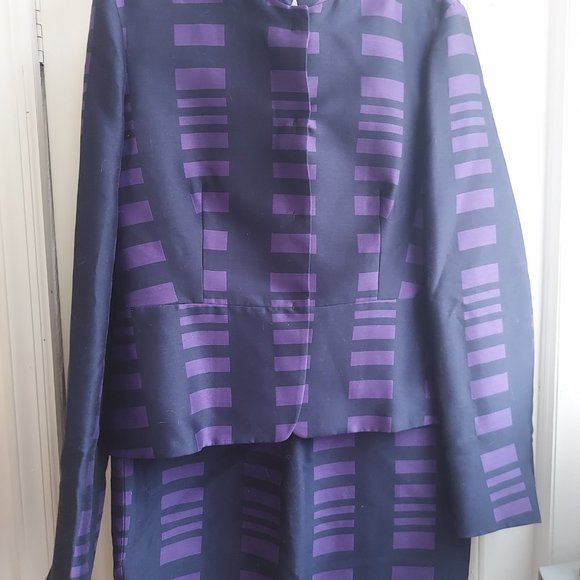 MAX MARA Suit (Jacket+Skirt) Geometric Pattern Peplum in Purple - Picture 7 of 8